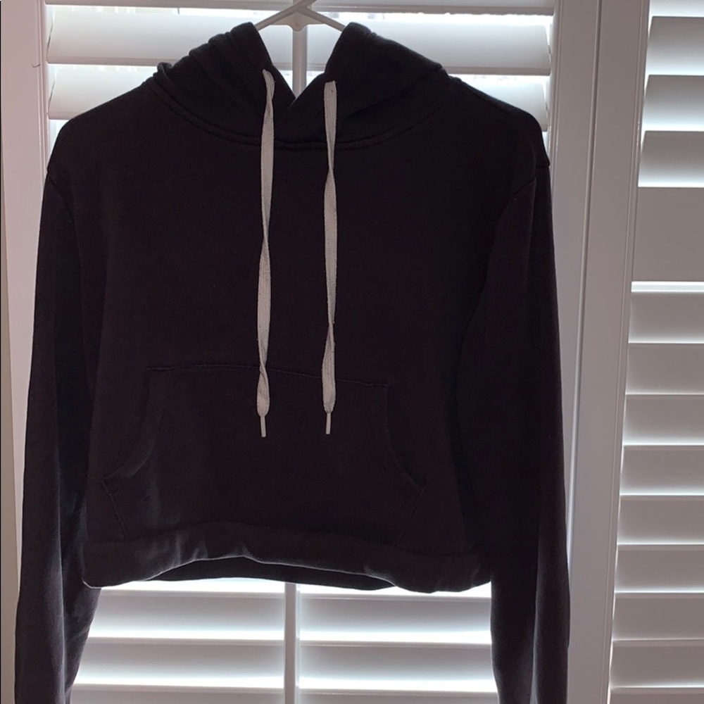 Forever 21 black/ grey cropped hoodie